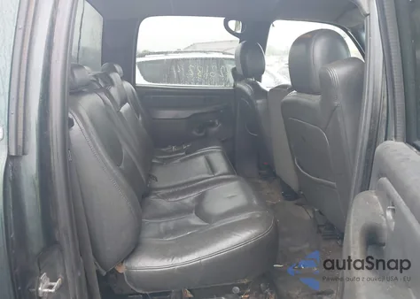 2004 Chevrolet Silverado 2500Hd Work Truck z USA, uszkodzony, nr VIN 1GCHC23U04F222612